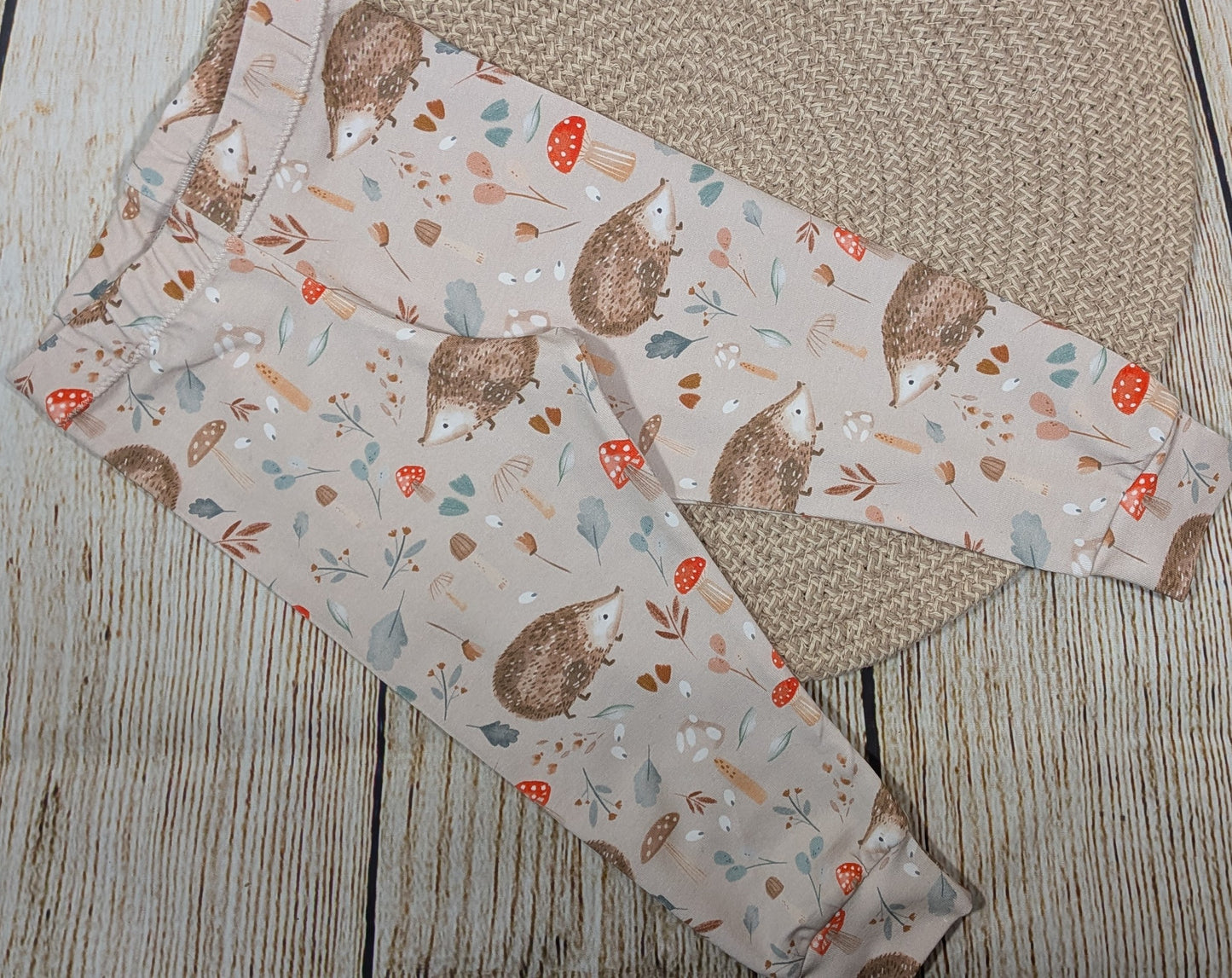 Hedgehog print leggings