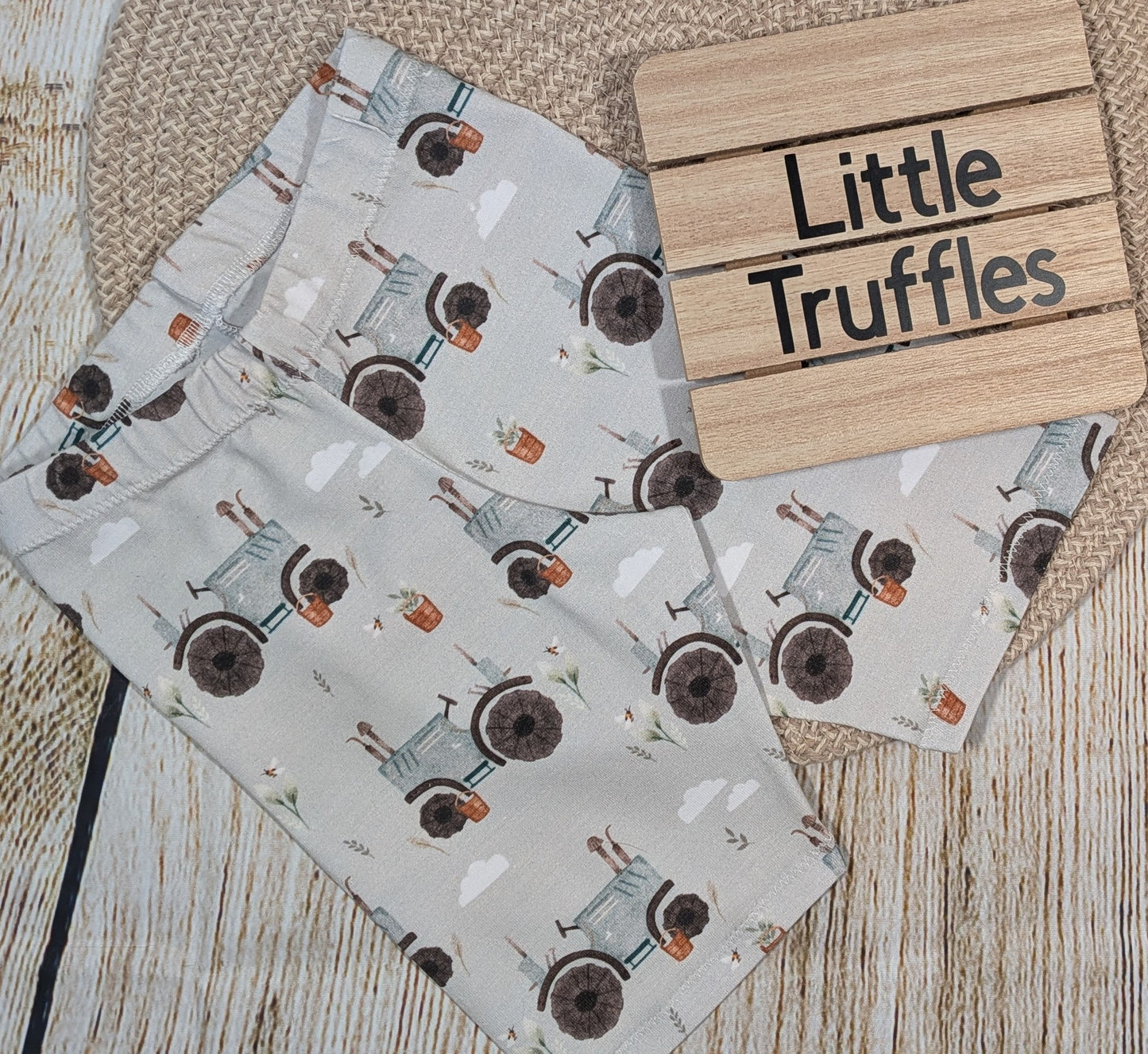 Classic Tractor Print Shorts